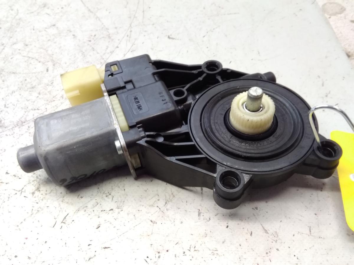 Ford Fiesta JA8 original Fensterhebermotor vorn links Bj.2016