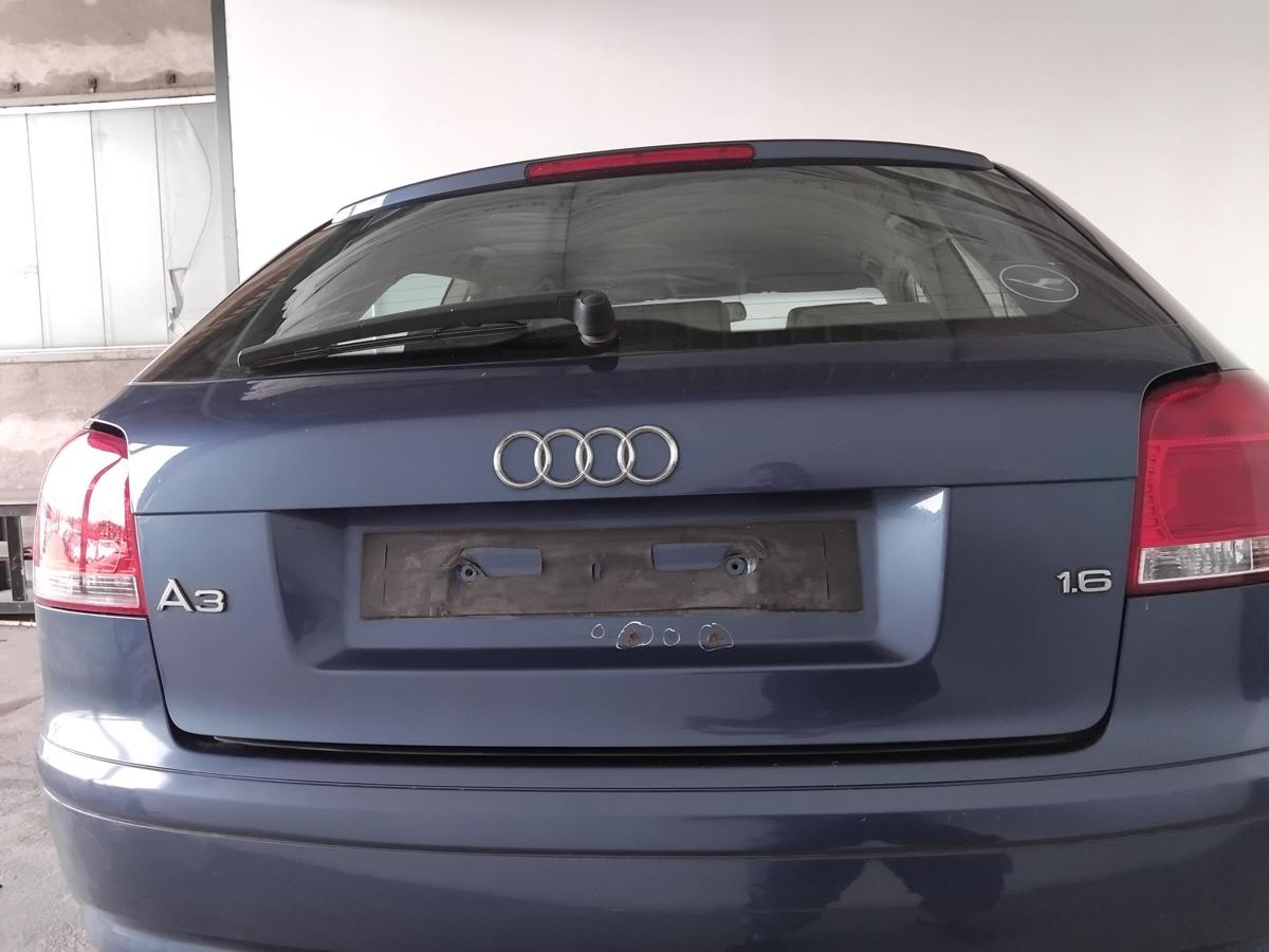 Audi A3 8P Heckklappe mit Heckscheibe 3-T&uuml;rer LZ5C Mauritiusblaumetallic BJ2006