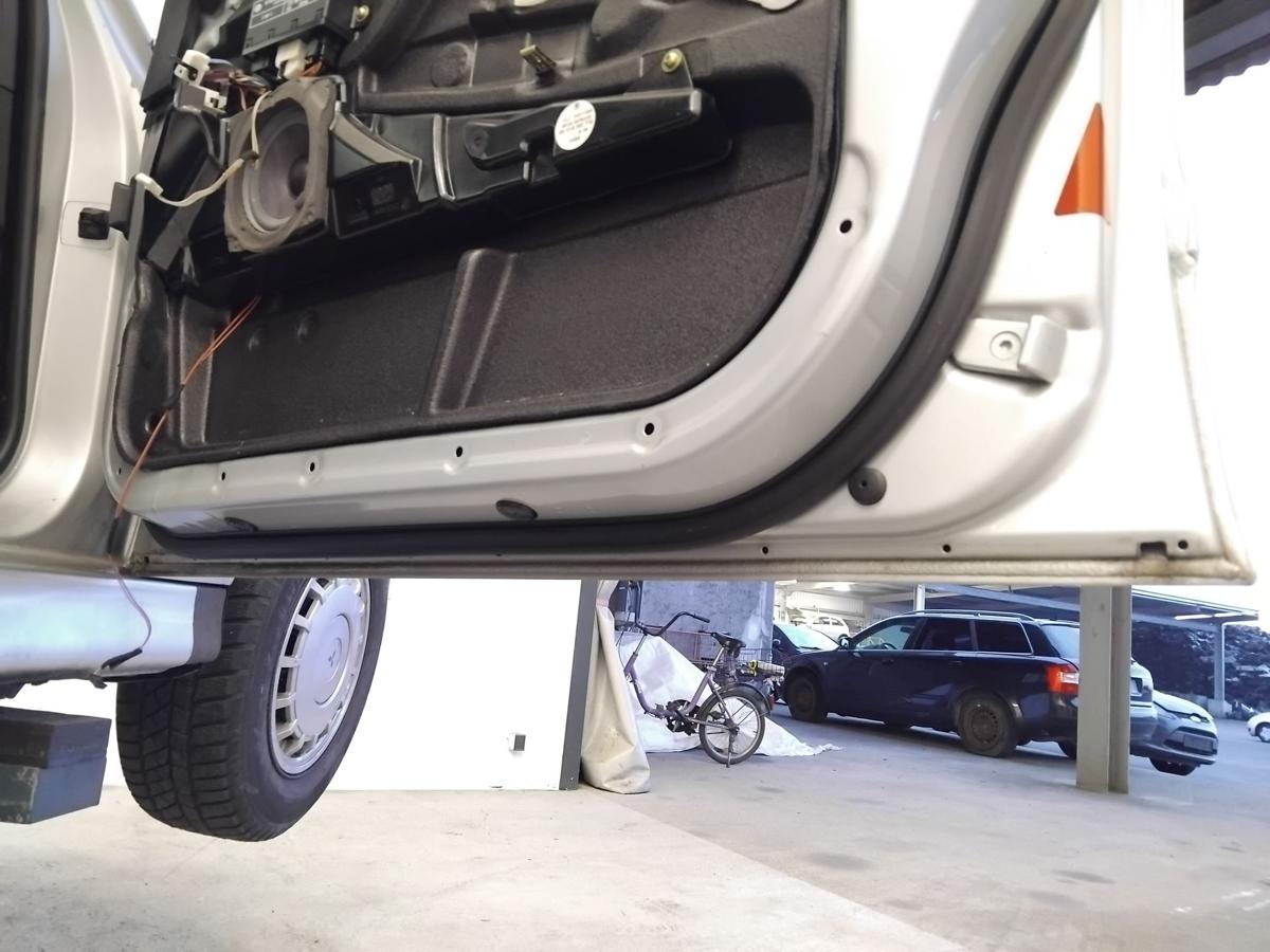 BMW 5er E39 T&uuml;r vorn rechts Beifahrert&uuml;r titansilbermetallic 354/7 BJ2001