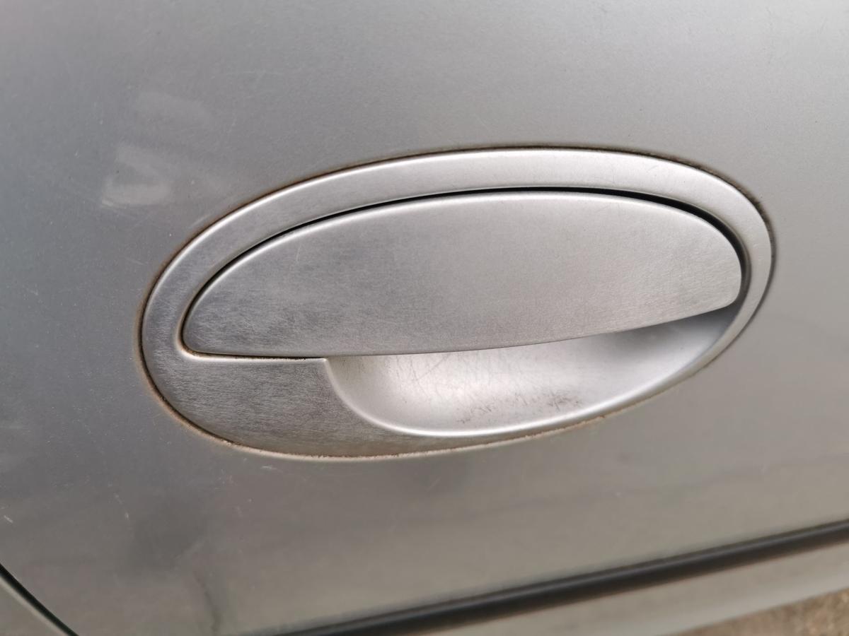 Opel Corsa C Beifahrert&uuml;r T&uuml;r Autot&uuml;r Rohbaut&uuml;r vorn rechts 3trg Z157 Starsilber