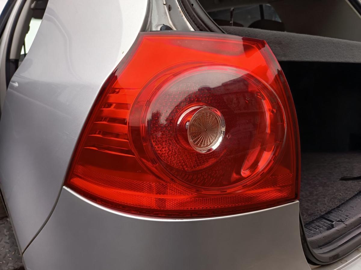 VW Golf V original Rückleuchte links Heck/Schluss/Licht Bj 2005