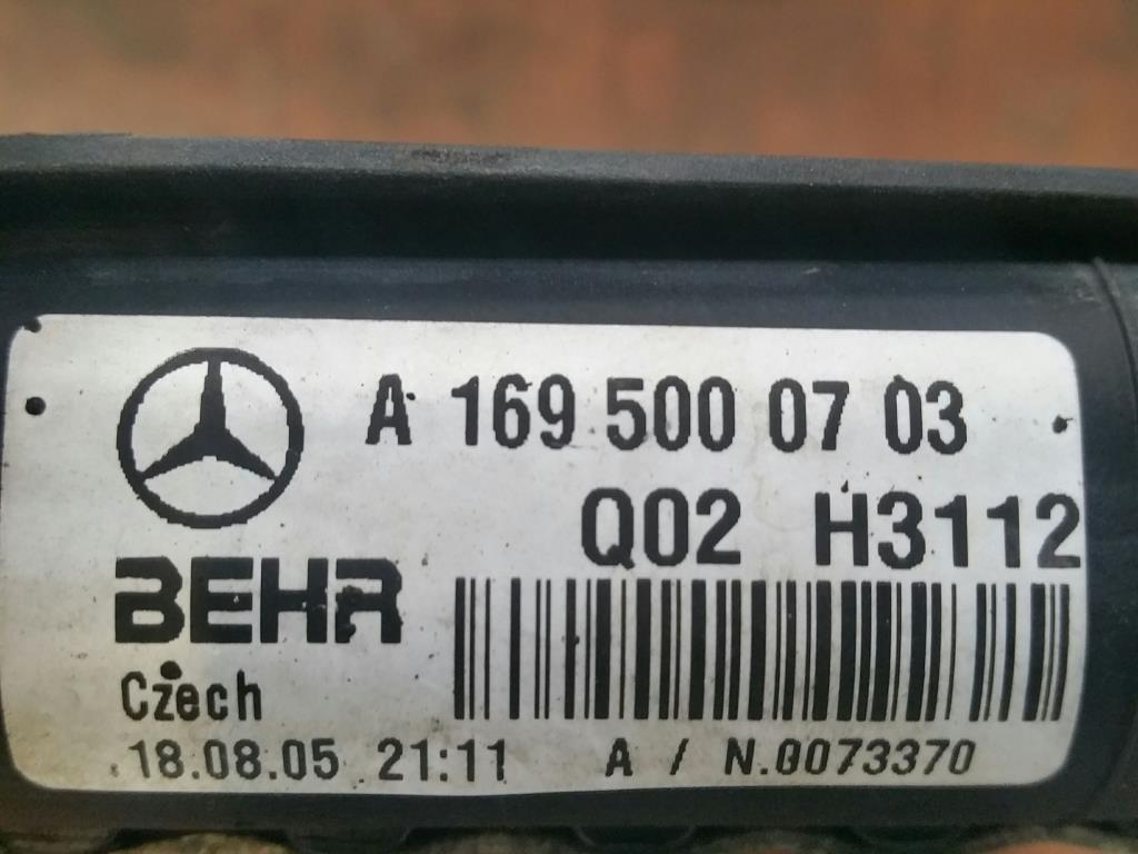 Mercedes A-Klasse W169 Bj.05 Wasserkühler A180CDI A1695000703 Behr