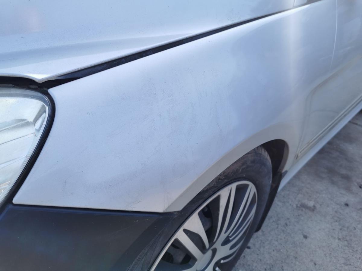 Mercedes B Klasse 245 Kotflügel Fender Seitenwand vorn links 761 Polarsilber met