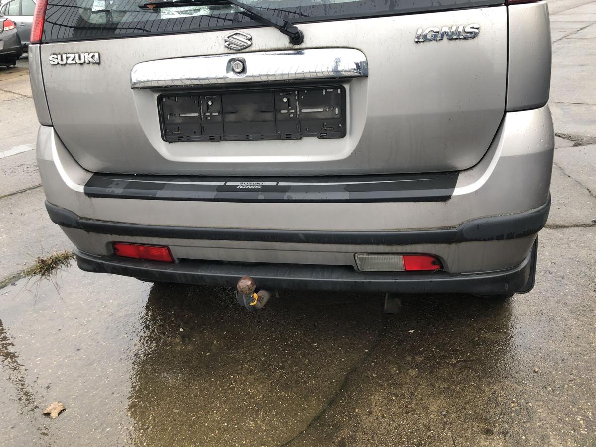 Suzuki Ignis Typ MH Stossf&auml;nger hinten Bumper Stossstange silber Hecksch&uuml;rze