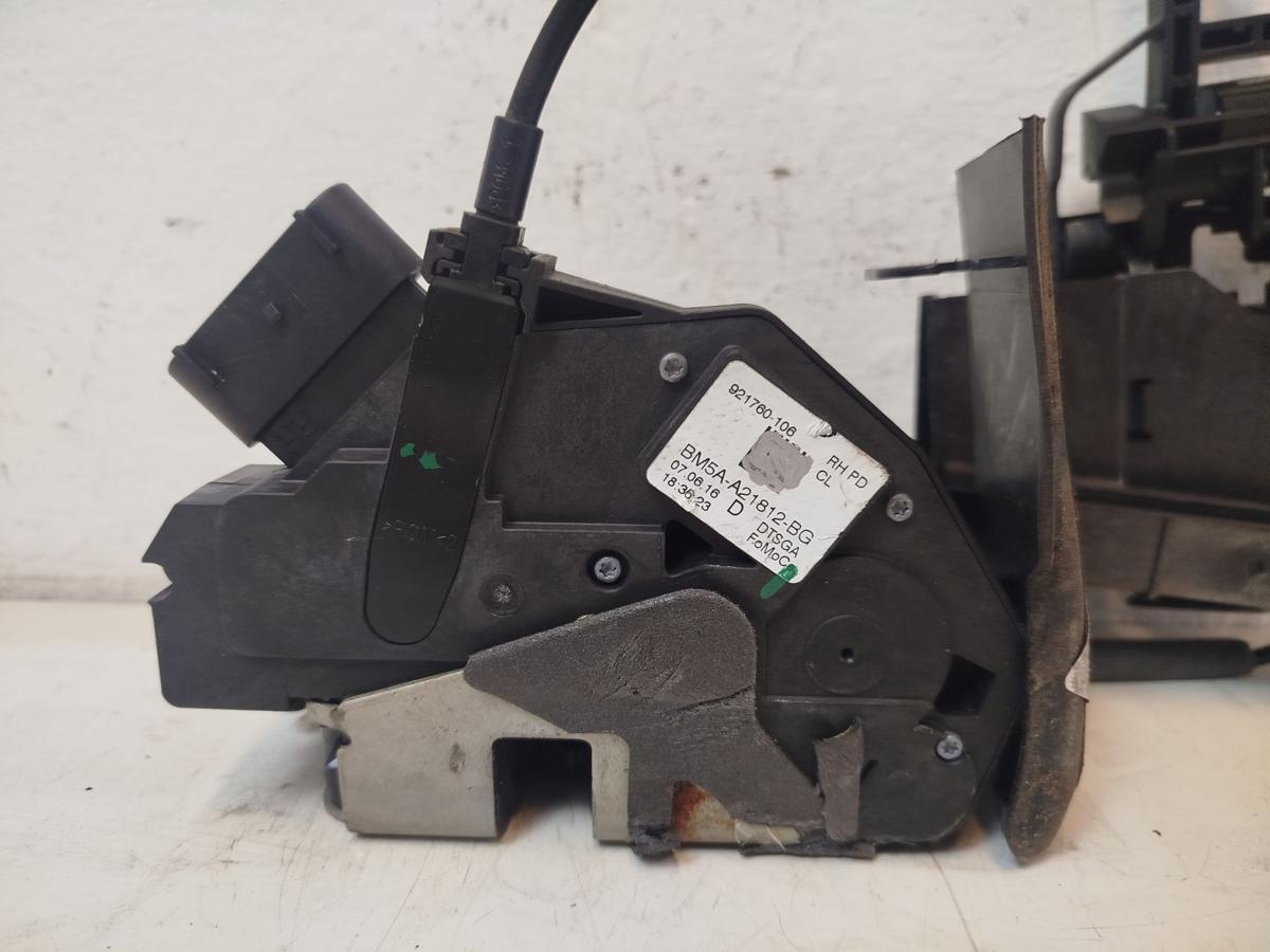 Ford Focus DYB CEW Turnier T&uuml;rschloss vorn rechts Schloss mit ZV OEM