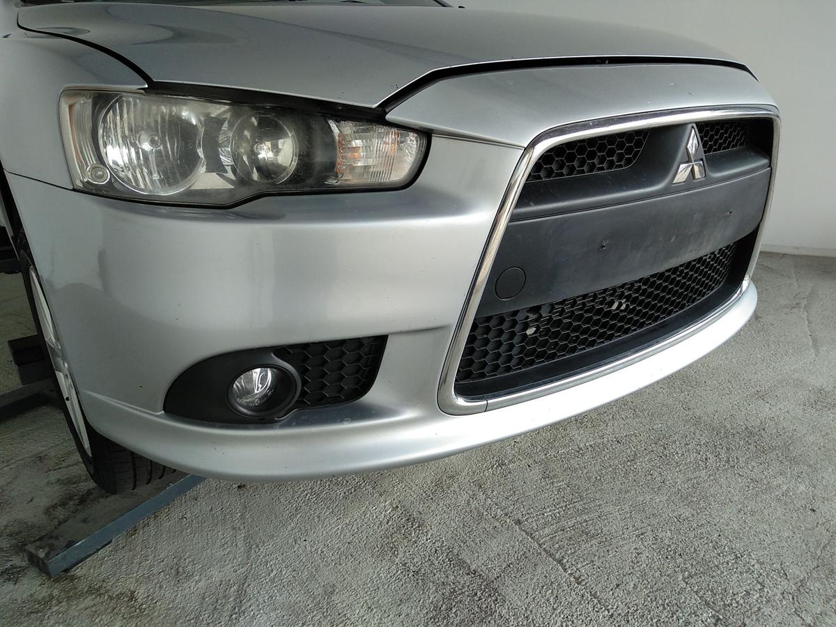 Mitsubishi Lancer 8 CY0 original Stoßstange Stoßfänger vorn Bj.2011