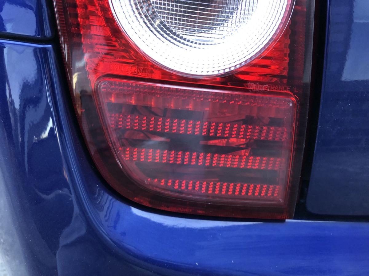 Nissan Micra K12 Rückleuchte links Rücklicht Heckleuchte Schlusslicht