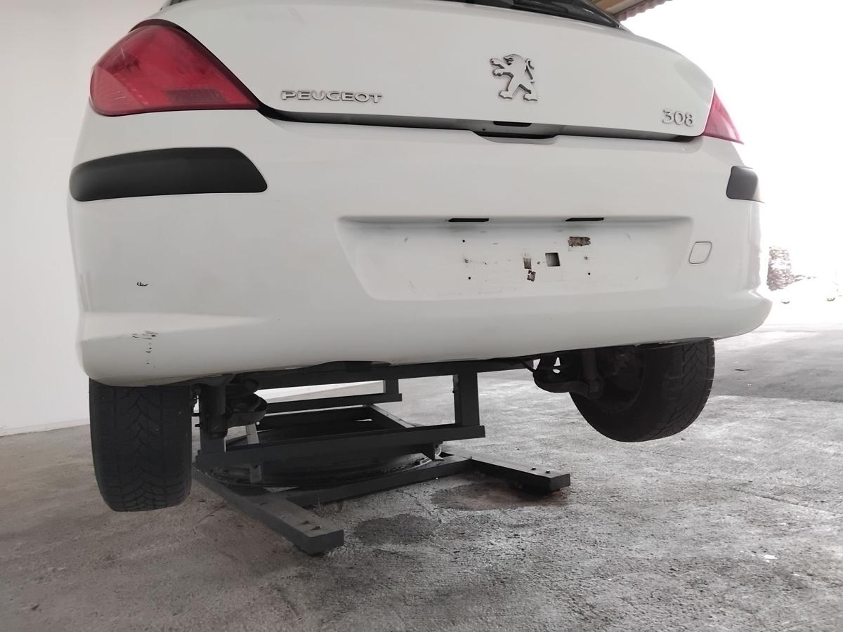 Peugeot 308 I original Sto&szlig;stange Sto&szlig;f&auml;nger hinten EWP Schneewei&szlig; BJ2010 3t&uuml;rig