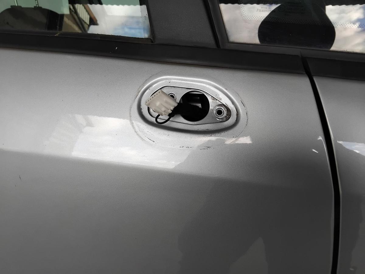 Fiat Grande Punto 199 Tür vorn rechts Beifahrertür 5-Türer BJ2009 589/A Grigio Argento Vivo Metallic