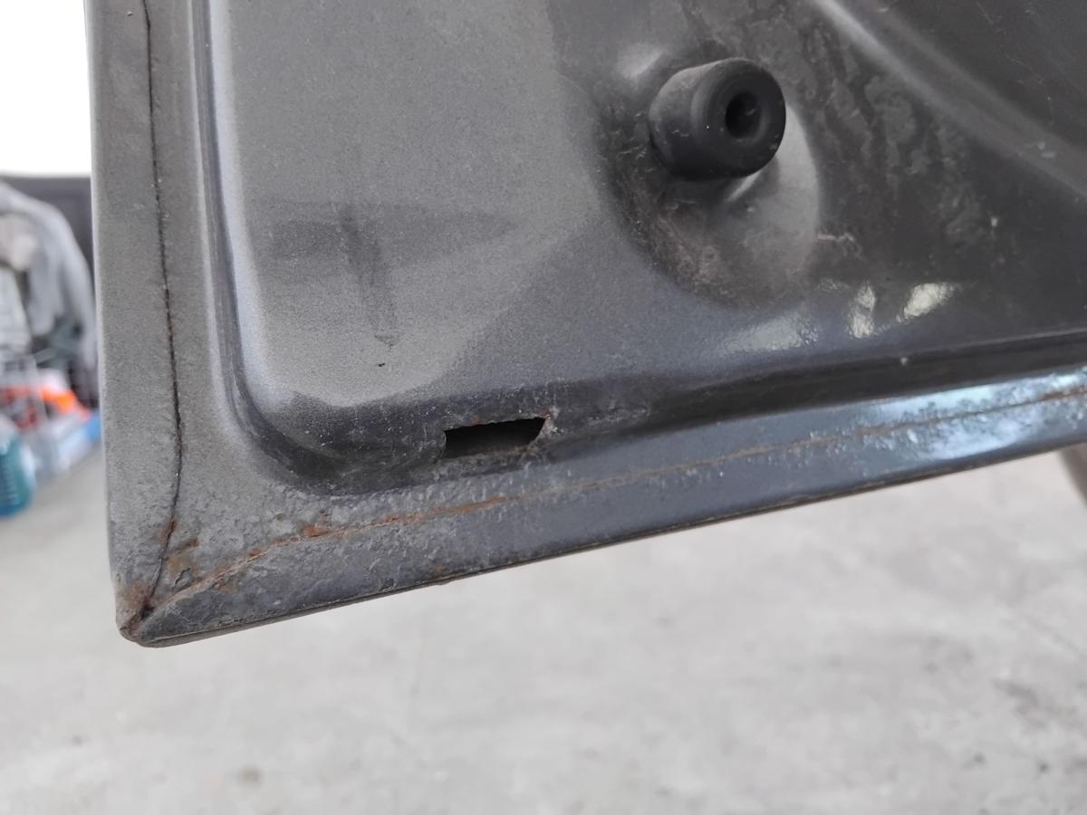 Mazda Tribute EP2 T&uuml;r vorn links Fahrert&uuml;r graumetallic BJ2006 Anrostung