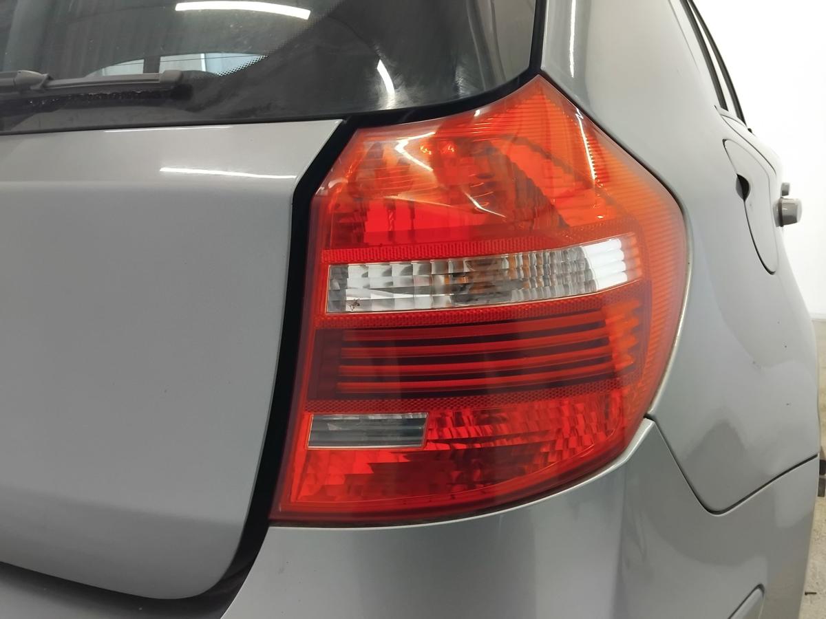 BMW 1er E81 E87 LCI original Rückleuchte Heckleuchte rechts Facelift BJ2009
