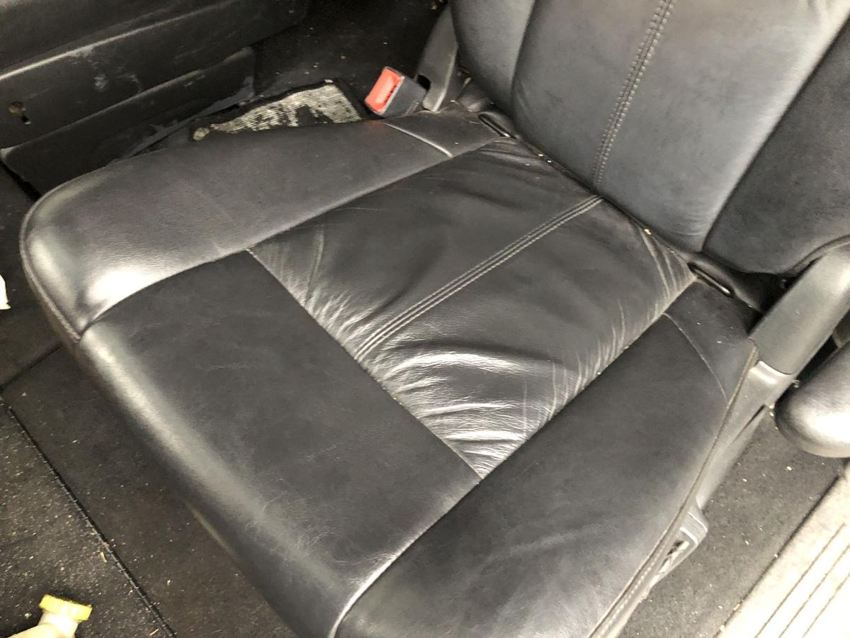 Chrysler Grand Voyager RT Einzelsitz 2. Reihe links Leder Alcantara Rücksitz