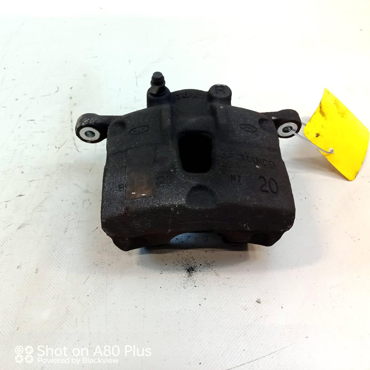 Hyundai i10 III AC3 original Bremssattel Vorderachse rechts 35507km Bj.2021