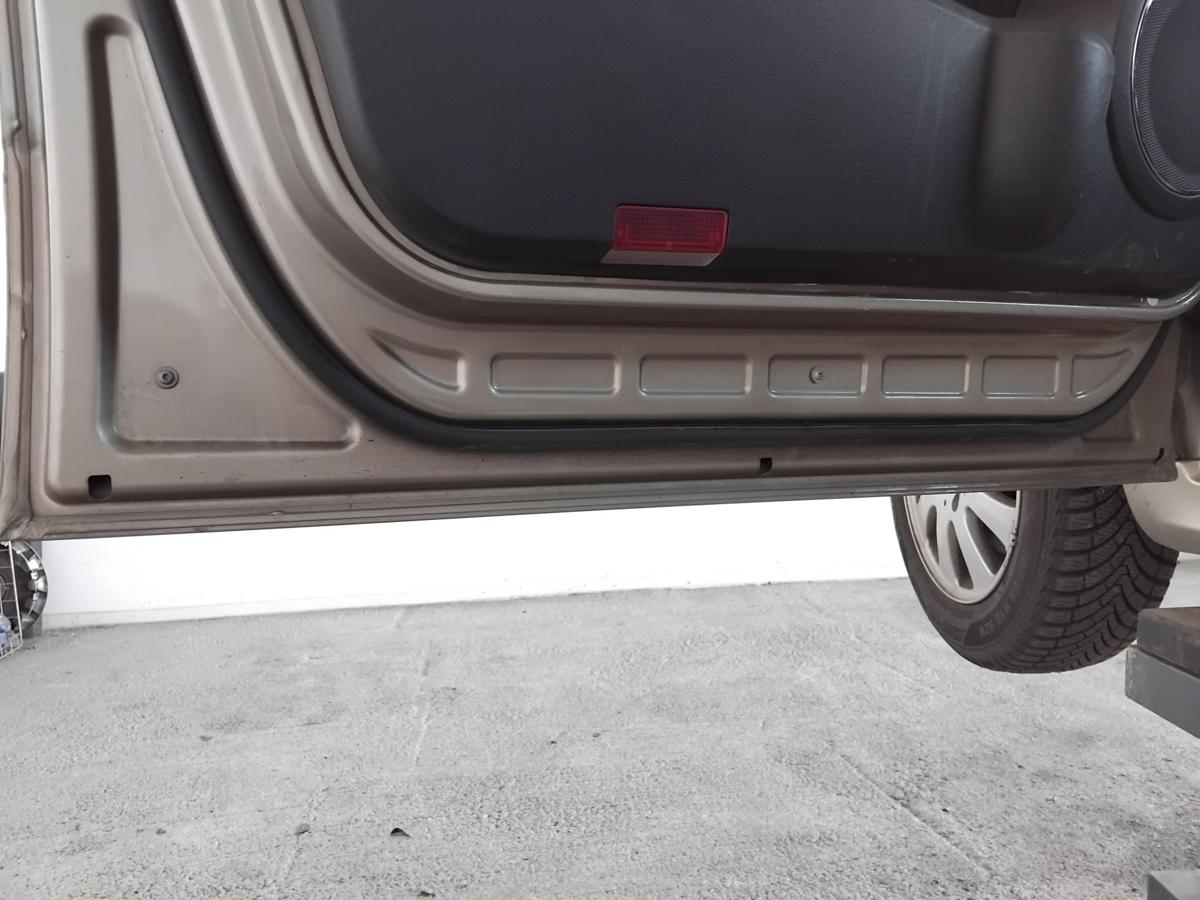 Mercedes A-Klasse W169 T&uuml;r vorn links Fahrert&uuml;r 5-t&uuml;rig 791 D&uuml;nenbeige BJ2004
