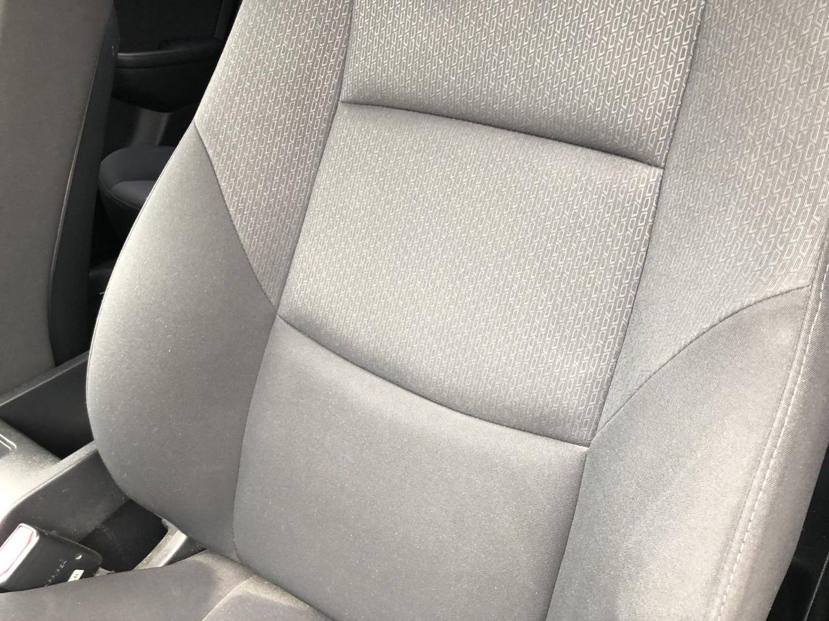 Hyundai i30 FD Sitz vorn links Fahrersitz Stoff ohne Heizung Autositz