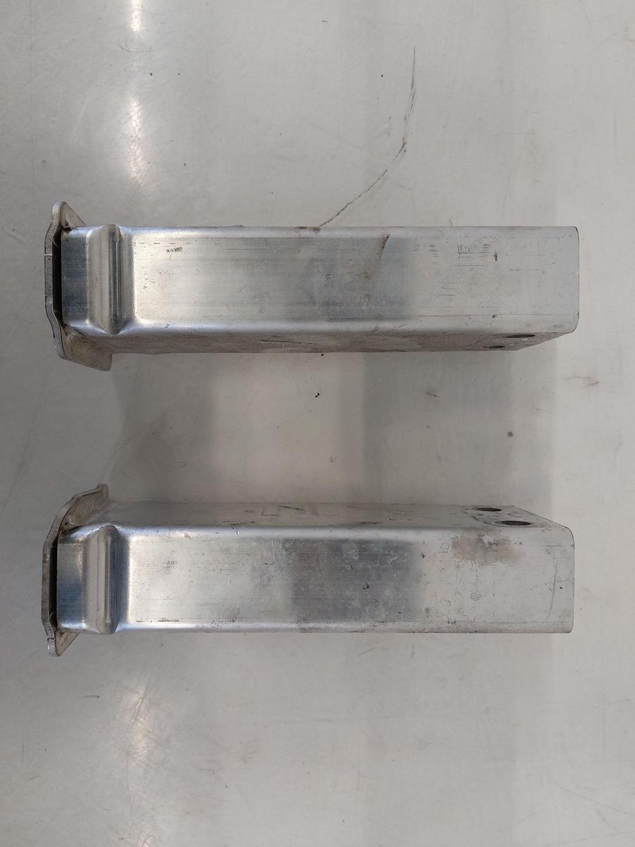 Tesla Model Y Performance Satz Pralldämpfer Prallträger links rechts Stoßfänger