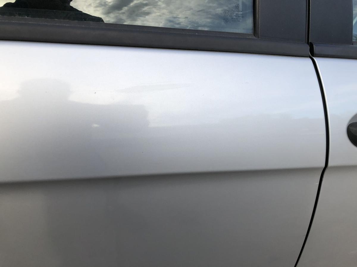Mercedes A Klasse W169 bis 08 Tür hinten rechts vor Mopf Fondtür 761 silber