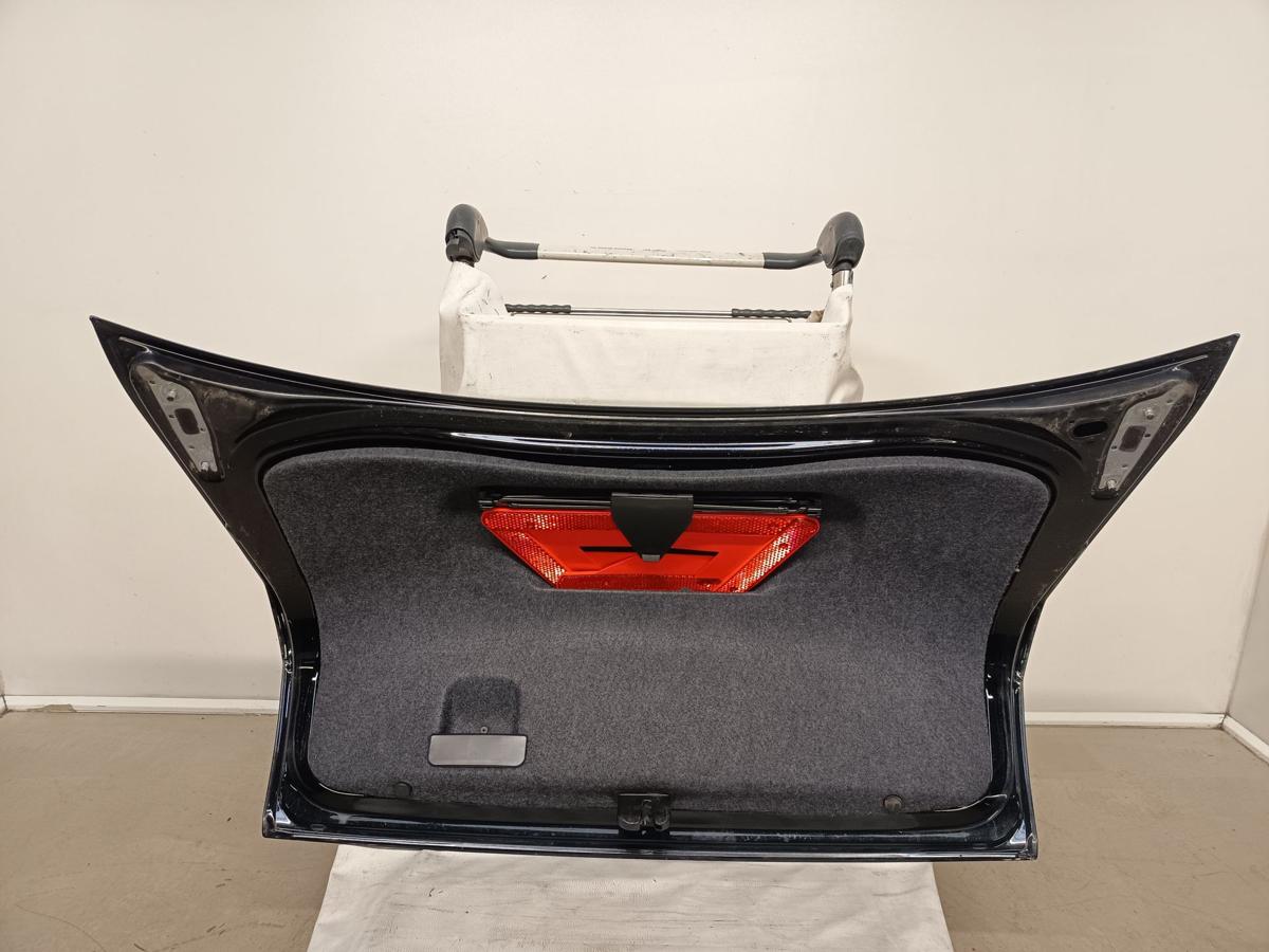 Audi A4 8E Limo orig Heckklappe Kofferraumdeckel LY9B Schwarz Bj 2001
