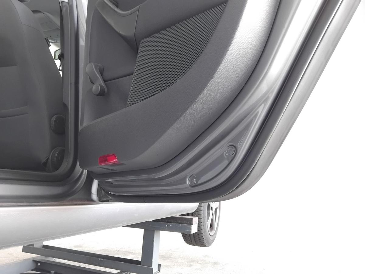 VW Golf 5 1K Tür hinten rechts 5-Türer Fließheck LA7T unitedgrey BJ2006