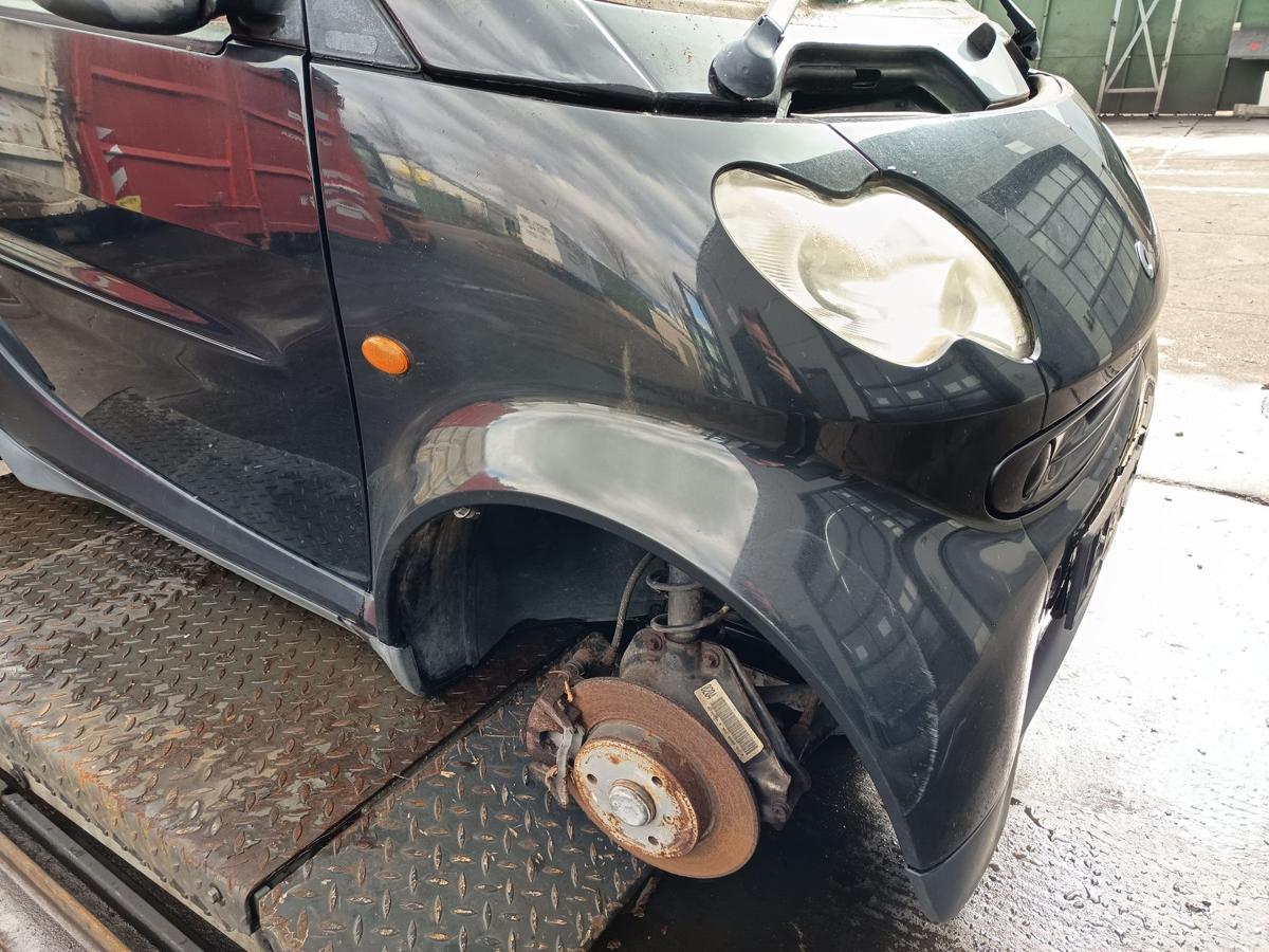 Smart Fortwo original Kotfl&uuml;gel vorne rechts EA4 Jack Black Facelift Bj 2006