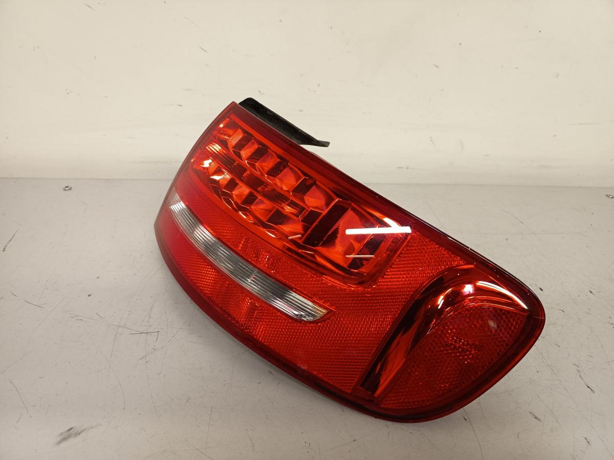 Audi A4 B8 8K Kombi original R&uuml;ckleuchte rechts aussen LED Bj 11