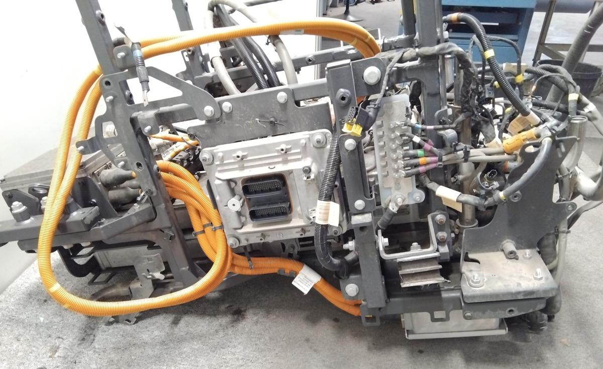 Renault E-Tech Z.E. D-Wide Aggregatetr&auml;ger Vorderwagen mit Elektronik Bj.2022