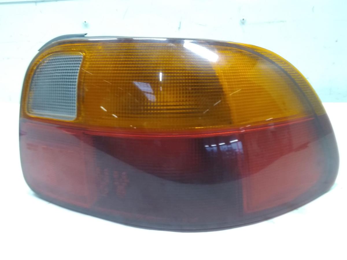 Honda CRX III del Sol EH6 original R&uuml;ckleuchte Heckleuchte rechts BJ1994