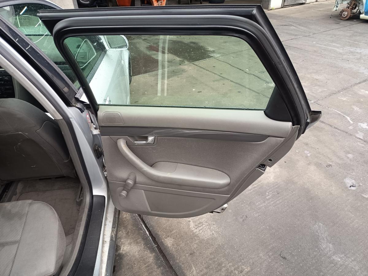 Audi A4 B6 Kombi original T&uuml;r hinten rechts LY7W Lichtsilber Metallic Bj 2002