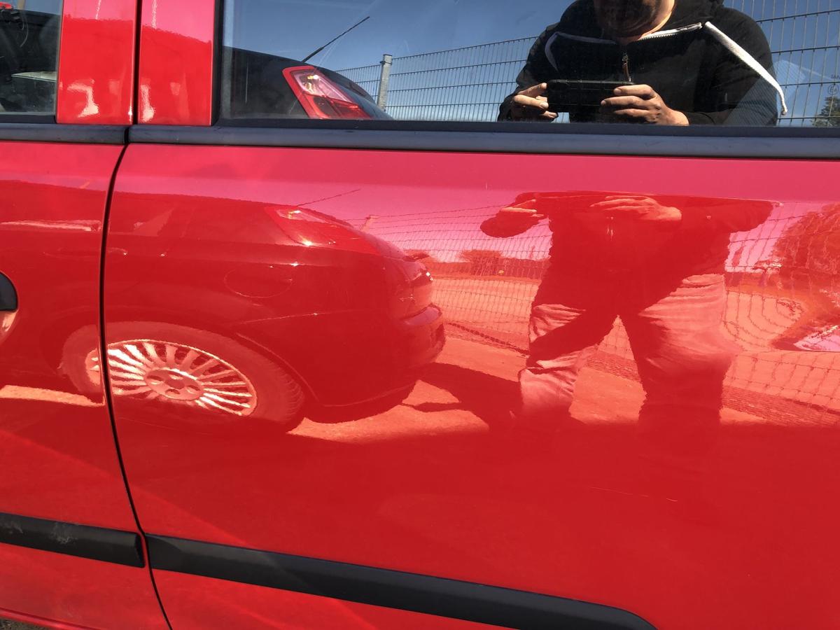 Hyundai i10 PA T&uuml;r hinten links Fondt&uuml;r im Rohbau H4 Electric Red