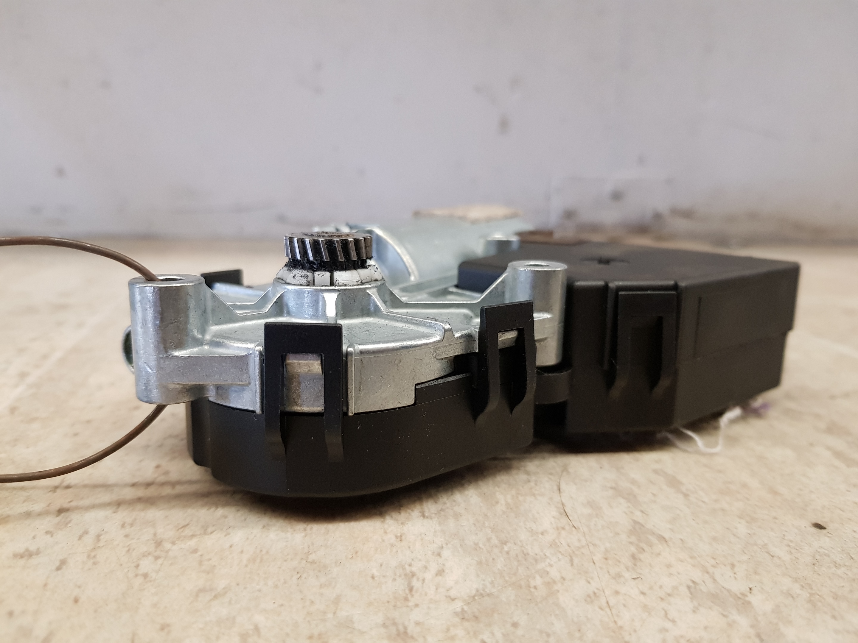 VW Phaeton 3D BJ12 Motor Schiebedach 3D0959591D Webasto