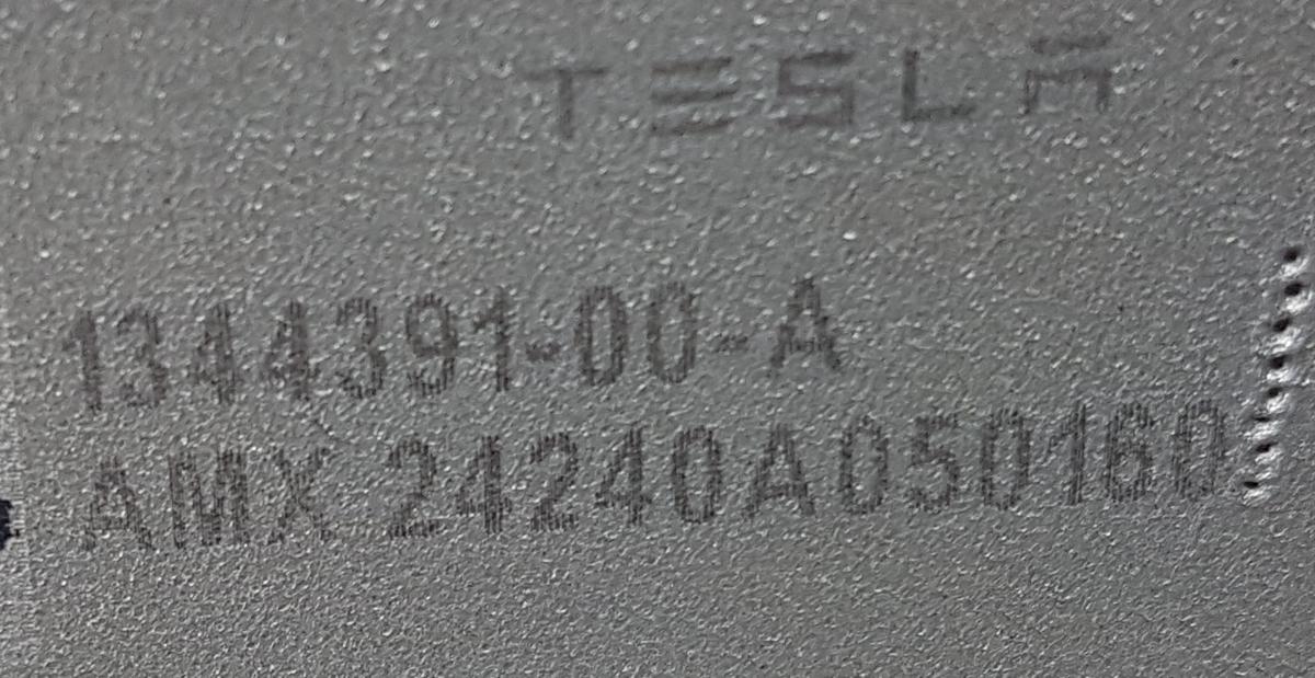 Tesla Model Y original Konsole Lagerbock Querlenker Vorderachse oben links Bj25
