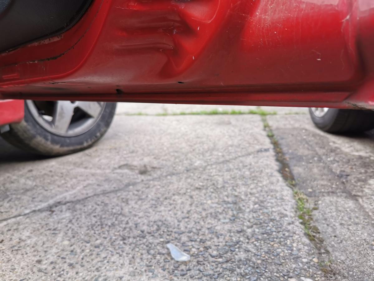 Peugeot 207 SW WE Beifahrertür Tür Autotür vorn rechts Rohbau KKN Rouge Aden