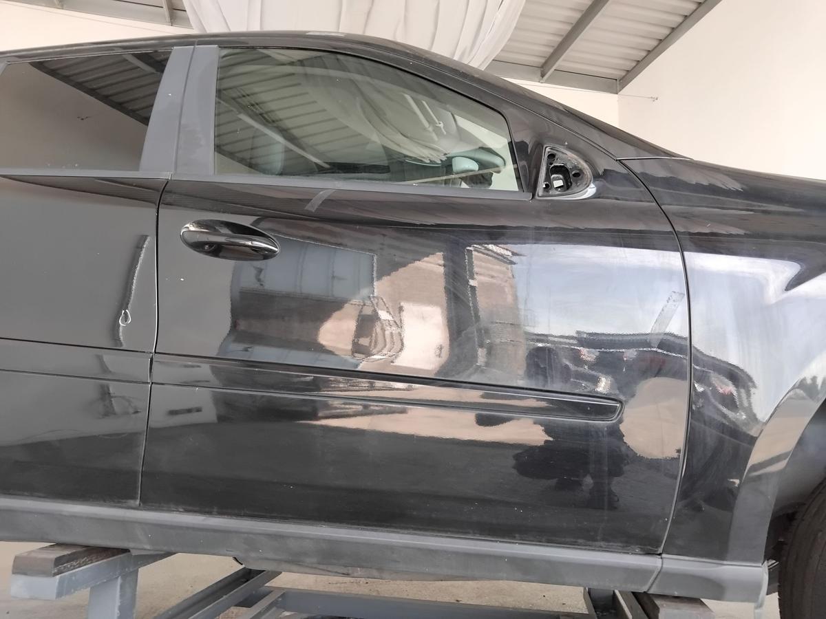 Mercedes ML164 Tür vorn rechts Beifahrertür ROST BJ2006 197 obsidianschwarz