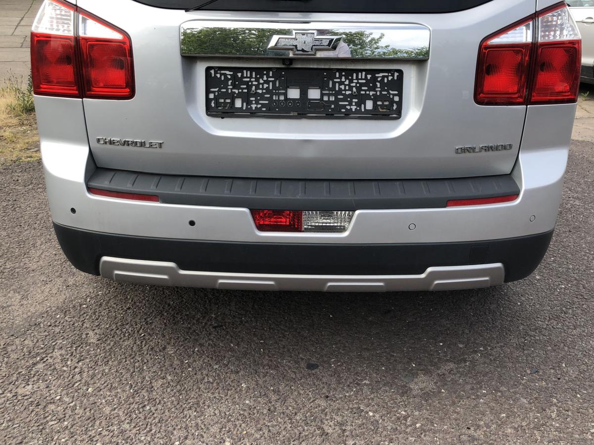 Chevrolet Orlando KL1Y Sto&szlig;f&auml;nger hinten Hecksch&uuml;rze mit PDC GAN Silber