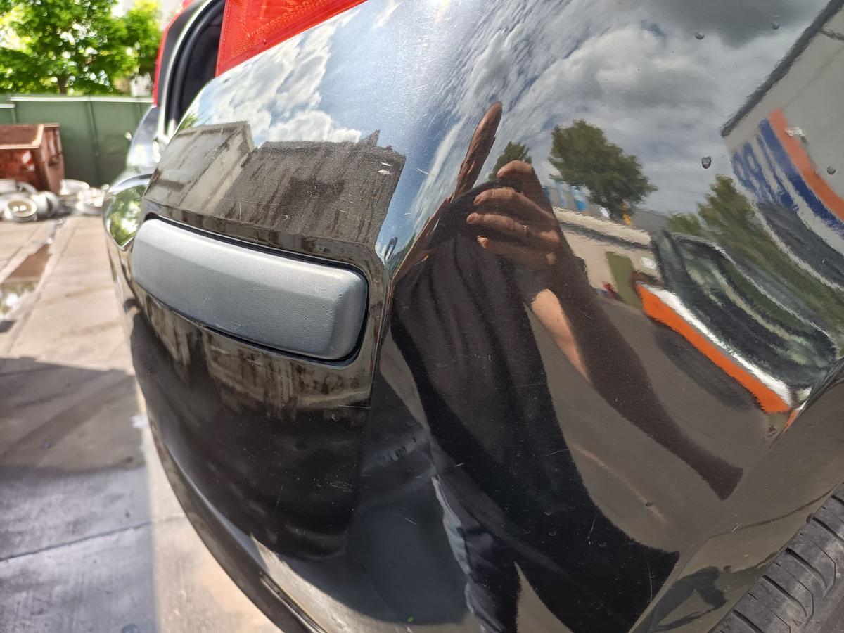 Renault Clio III original Stoßstange Fänger hinten/Heck 676 Perlmuttschwarz Bj06