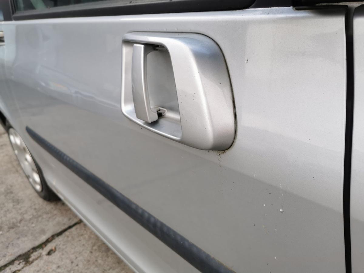 Peugeot 1007 K Beifahrertür Tür Schiebetür Autotür rechts EZR Aluminiumgrau met