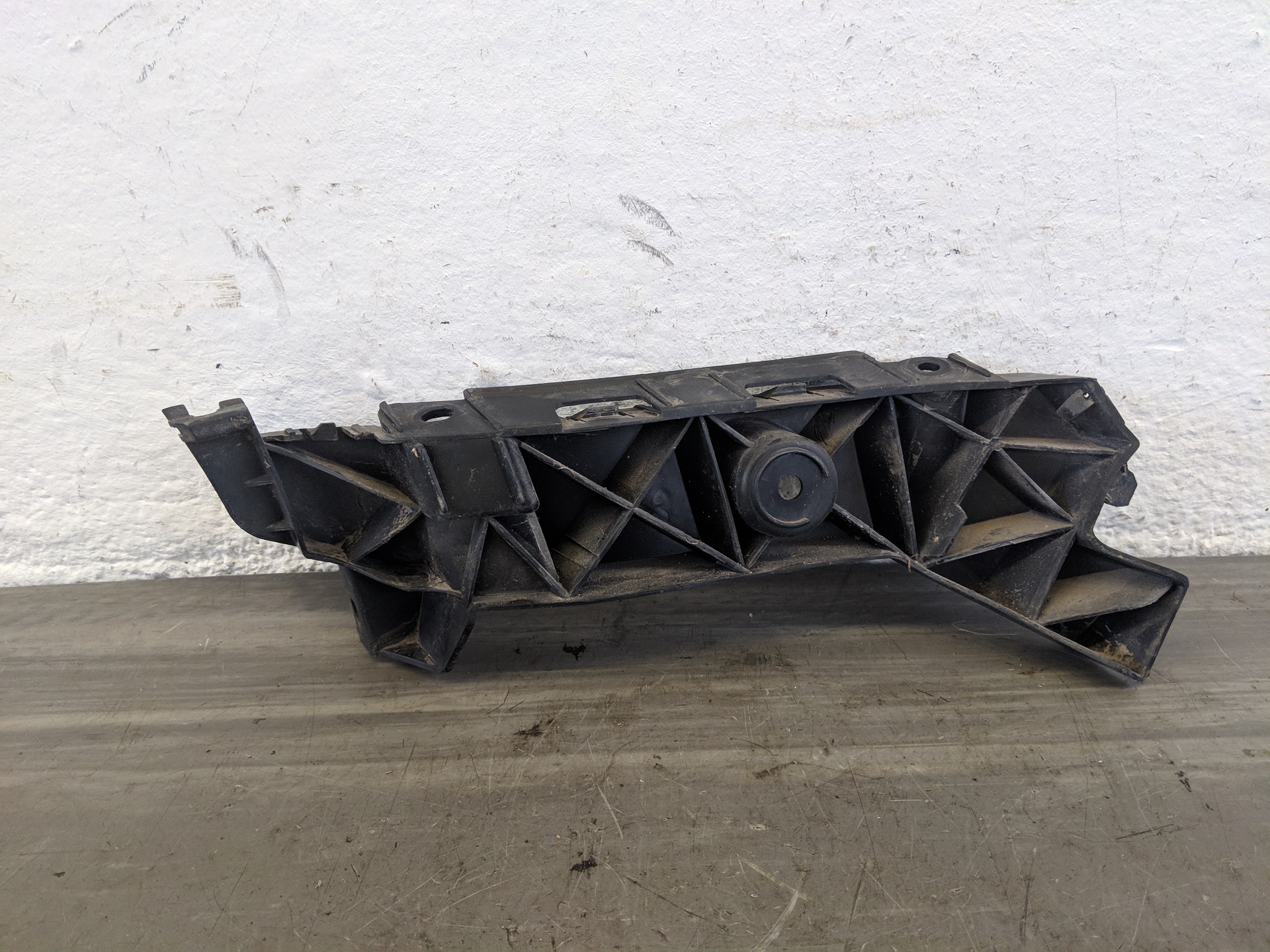 Seat Ibiza 6J Bj 10 Halter Stossfänger hinten rechts OE 6J3807394