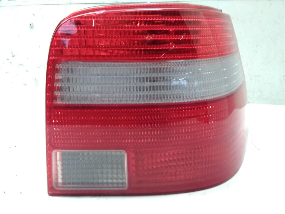 VW Golf 4 1J Flie&szlig;heck original R&uuml;ckleuchte Heckleuchte rechts BJ2003