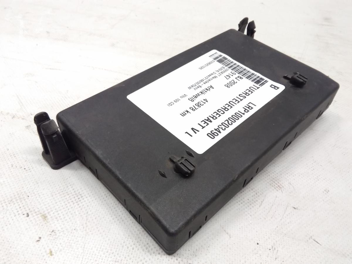 Mercedes Benz Vito 639 original T&uuml;rsteuerger&auml;t vorn links 6398201026 BJ2008