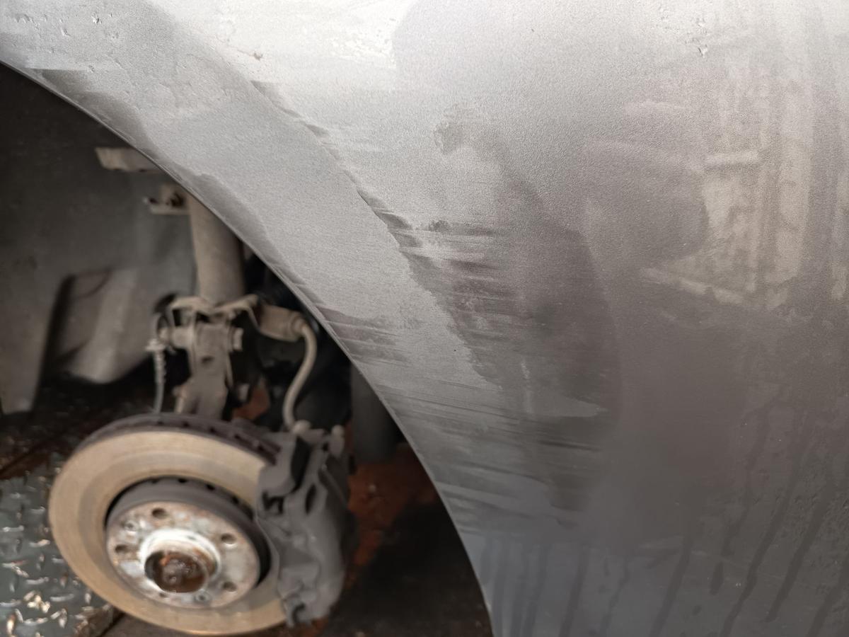 Renault Megane III Kombi orig Sto&szlig;stange vorne TEKNG Grau vor Facelift Bj 2010