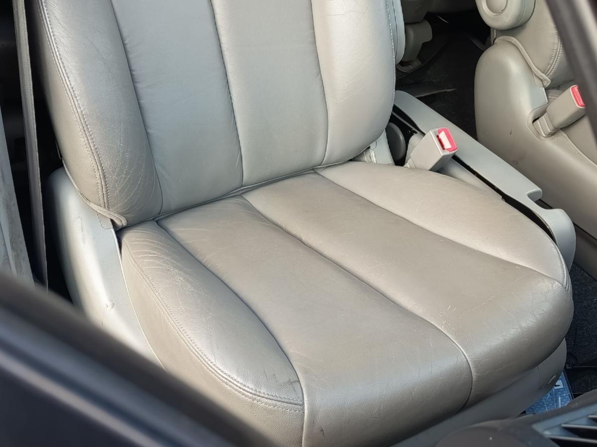 Kia Carnival III original Sitz vorne rechts Sitzheizung Leder Baujahr 2006