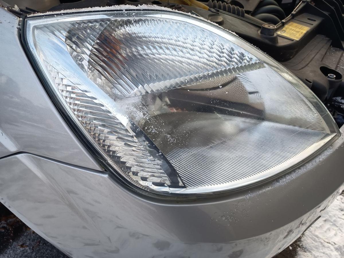 Ford Fiesta VI original Scheinwerfer rechts Halogen/Haupt/Licht/Front Bj 2005