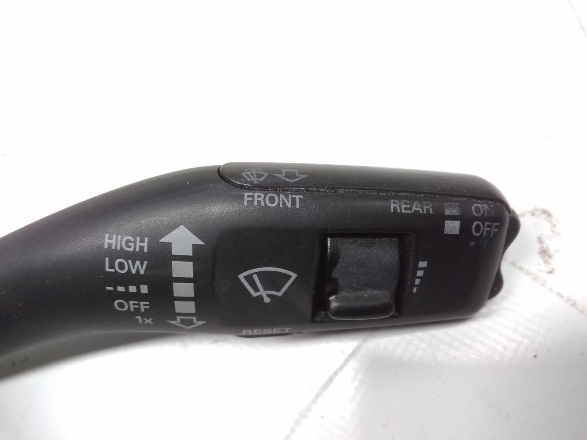 Audi A3 8P Facelift original Wischerschalter mit Bordcomputerfunktion Bj.2010