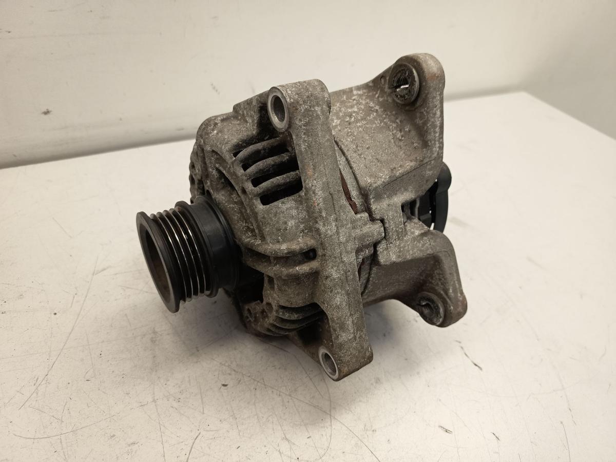 Opel Zafira B original Lichtmaschine Generator Baujahr 2009