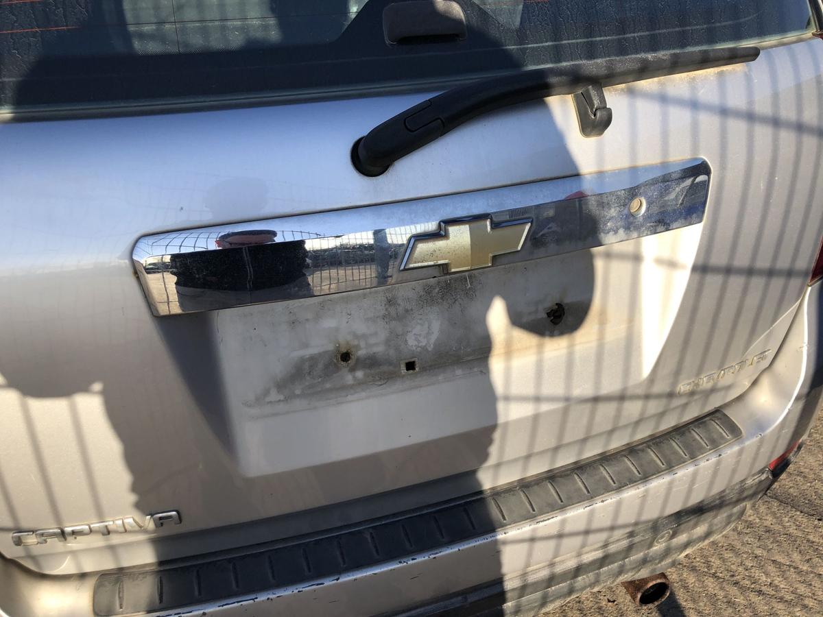 Chevrolet Captiva KLAC Heckklappe mt Scheibe Kofferklappe Heckdeckel Heckscheibe