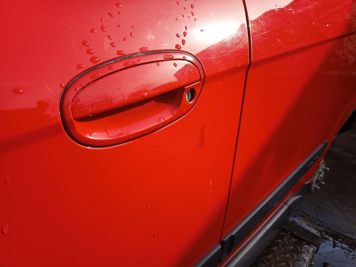 Chevrolet Matiz M200 original T&uuml;r vorn links Fahrer 71U Super red Bj 2009