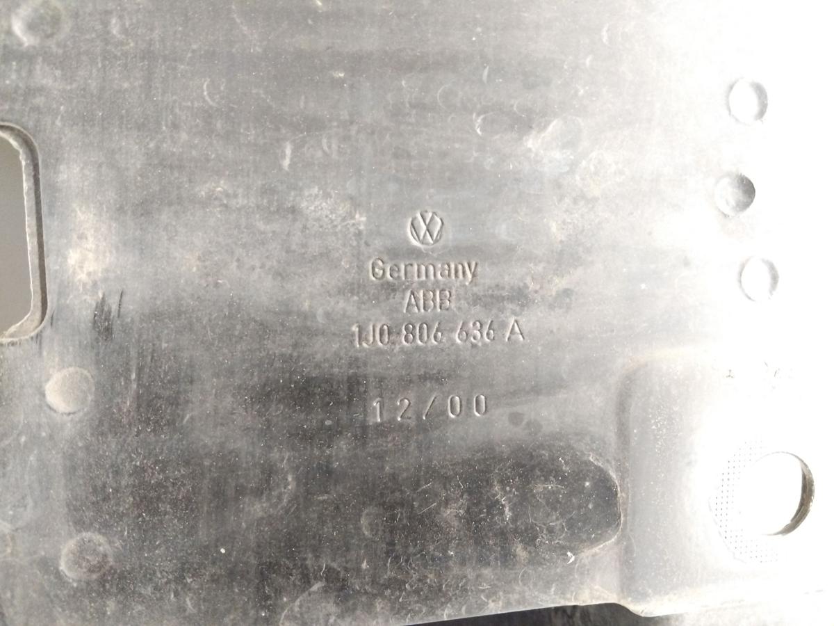 VW Golf 4 1J original Tr&auml;ger Verst&auml;rkung Sto&szlig;f&auml;nger Sto&szlig;stange vorn BJ2000