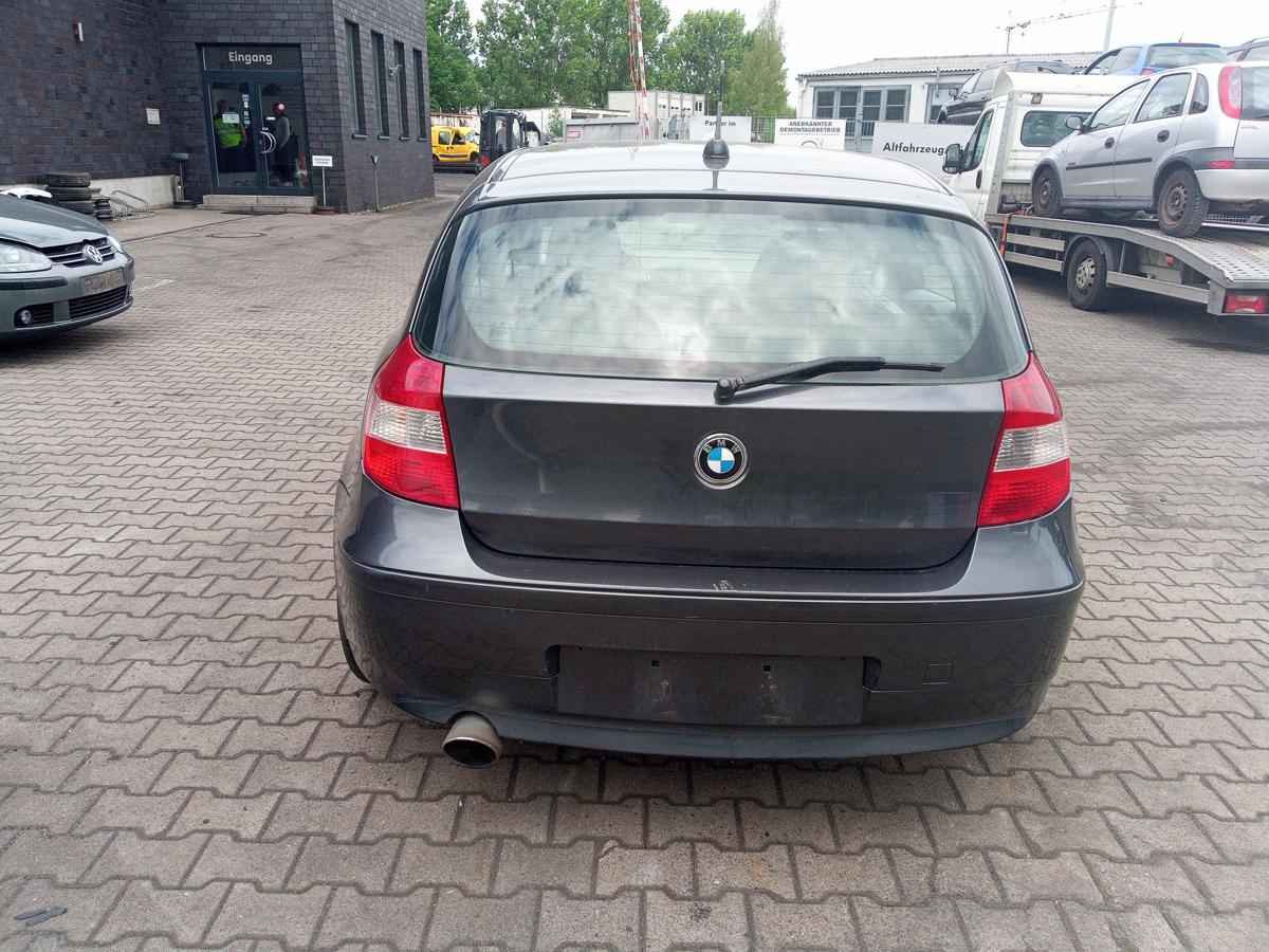 BMW 1er E87 original Heckklappe mit Heckscheibe Sparkling Graphite Metallic BJ05