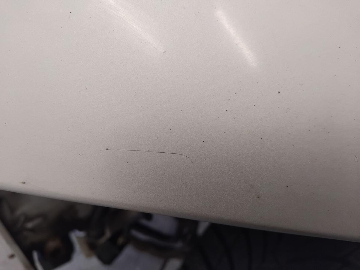 BMW 1er E81 E87 original Kotfl&uuml;gel vorn links 354 Titansilbermetallic BJ2007