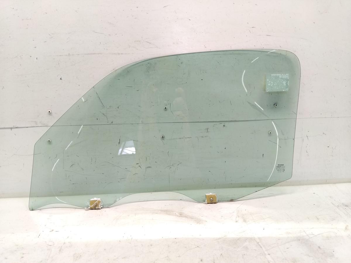Nissan Micra K11 original T&uuml;rscheibe vorn rechts 3-t&uuml;rig gr&uuml;ncolor BJ2001